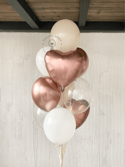 Связка воздушных шаров розовое золото "Сердце"