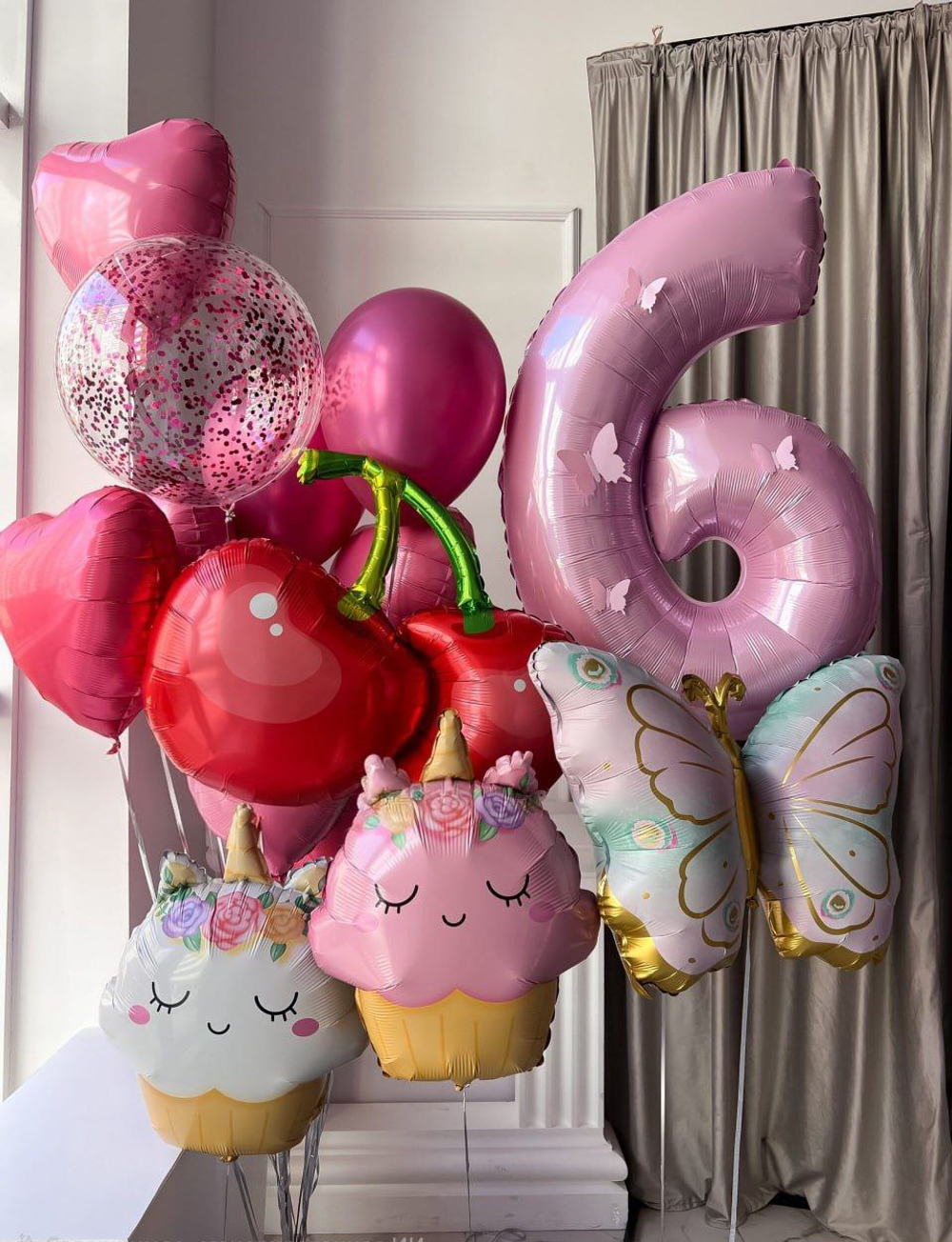Набор из воздушных шаров Ягодка для девочки на день рождения с доставкой по Москве и области"