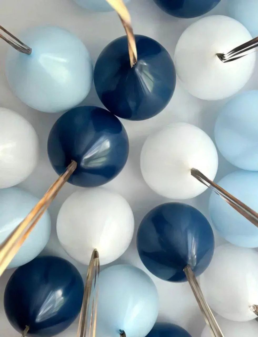 Воздушные шары под потолок "Сапфировый микс"